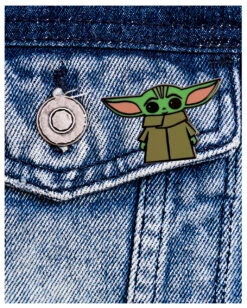 The Mandalorian Baby Yoda "Grogu" Pin Button -Halo Verkäufe the mandalorian baby yoda grogu pin button star wars merchandise und geschenke 51418 3